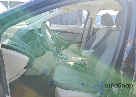 2014 Ford Focus Se из США, поврежденный, VIN 1FADP3F27EL255991